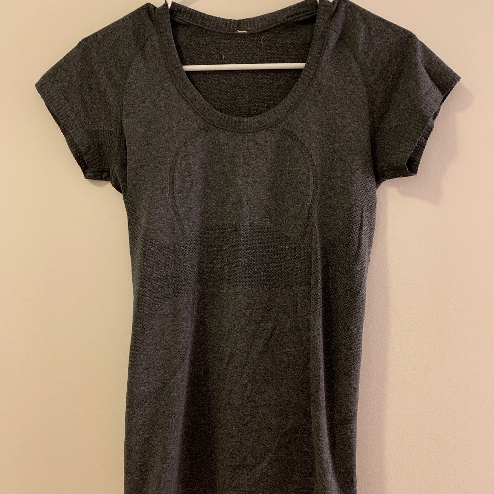 Lululemon Swiftly Tech Short Sleeve